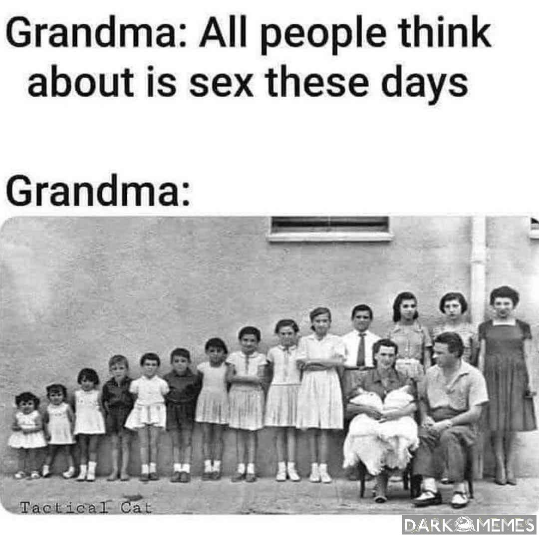 #724958111